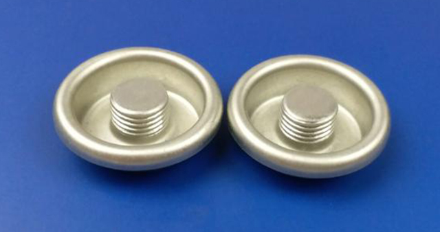 Soğutucu Akışkan Kapağı 8