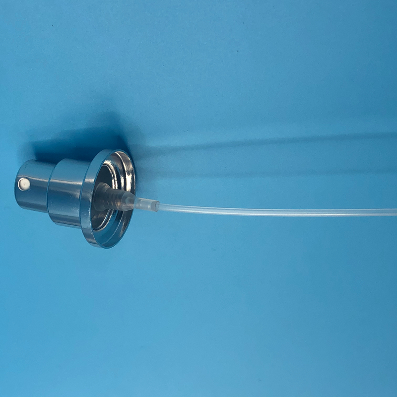 Şık cam parfüm pompası püskürtücü koku severler için zamansız zarafet